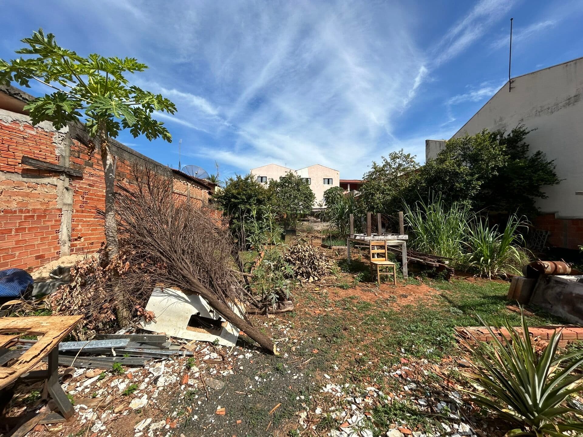 Terreno 420 metros PRONTO PARA CONSTRUIR