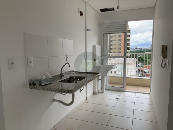 Apartamento vista livre - Edifício Dom Pedro