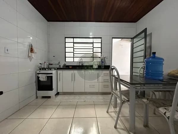 Casa 3 Dormitórios, garagem 3 carros