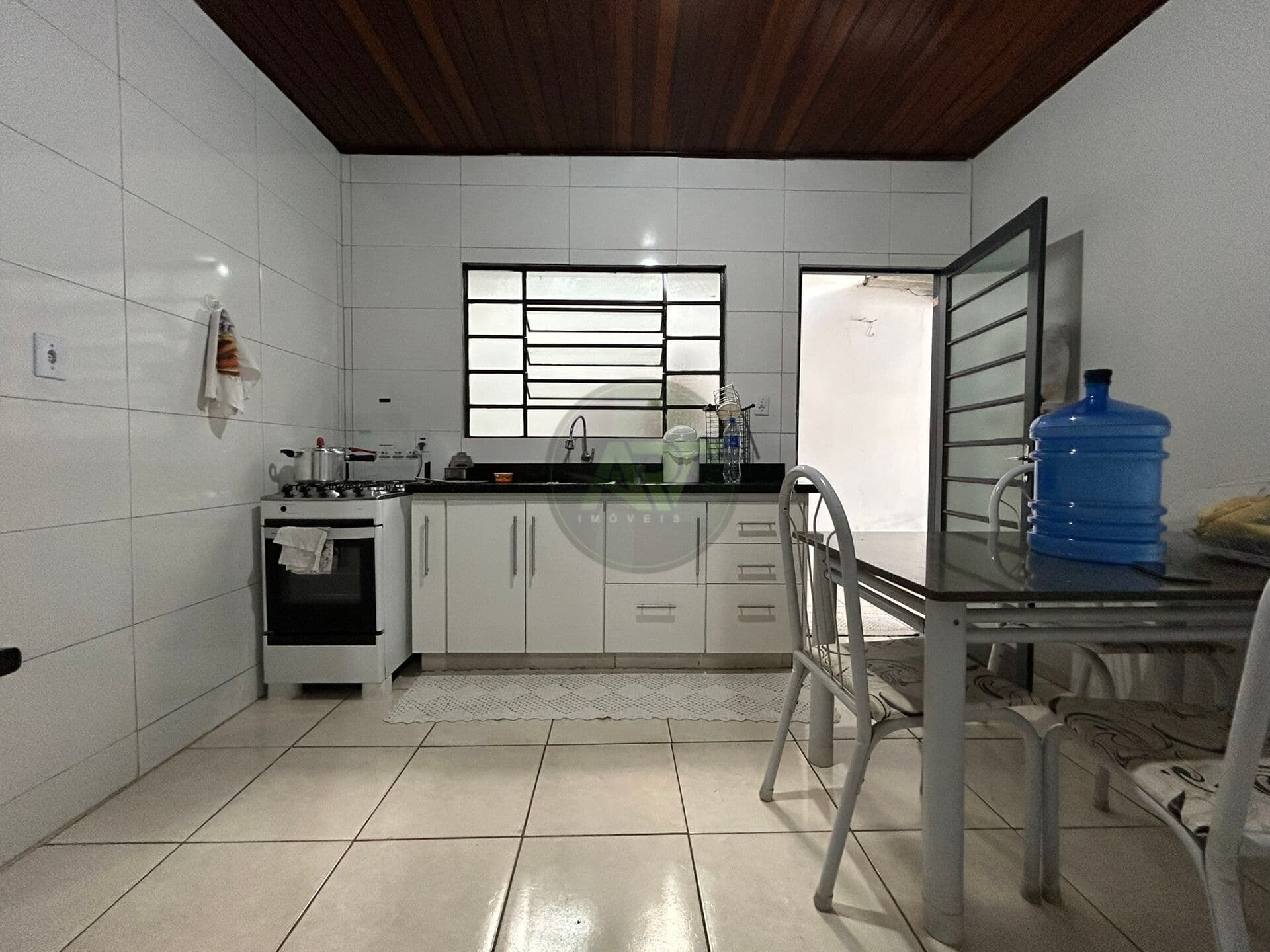 Casa 3 Dormitórios, garagem 3 carros