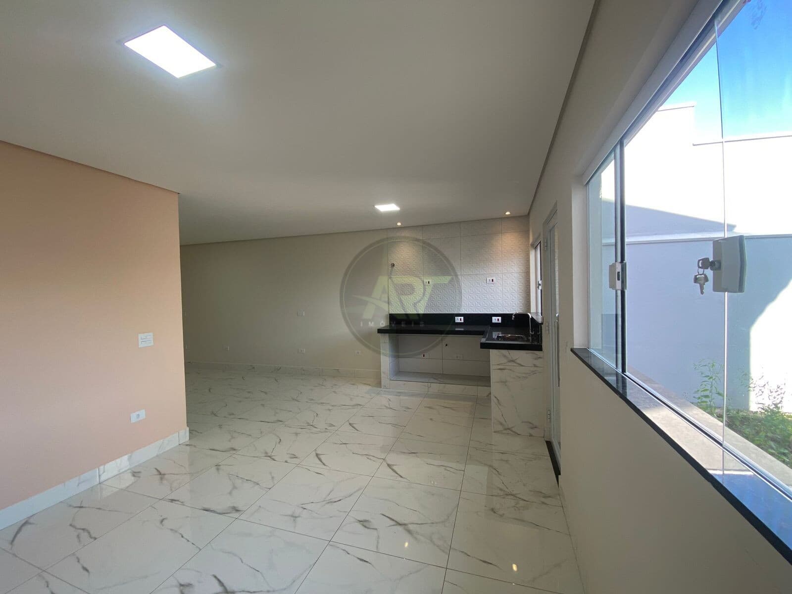 Residência de Alto Padrão no Jardim Boer: Luxo, Conforto e Elegância com 2 Dormitórios, Sendo 1 Suíte