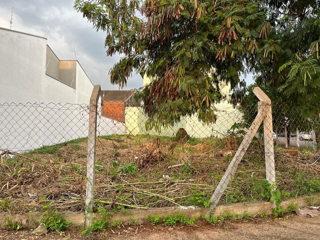 Terreno 330m² esquina em Candido Bertine, Santa Bárbara D'Oeste