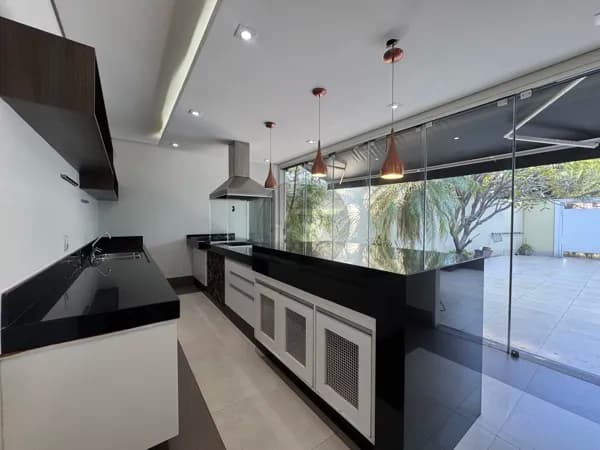 Casa Alto Padrão no Condomínio Euroville em Americana|SP