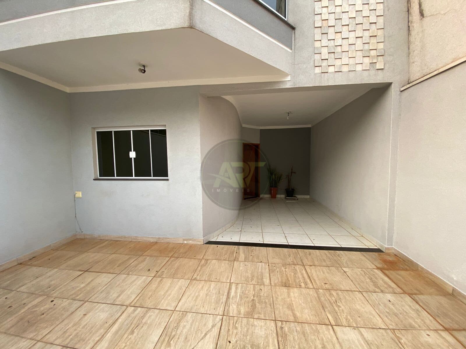 Casa Sobrado c/ Piscina - Jd. Jacyra (Próx. Botânico)