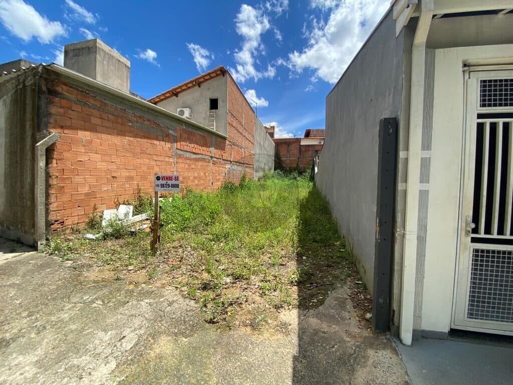 Terreno 178m² em Parque Novo Mundo, Americana-SP