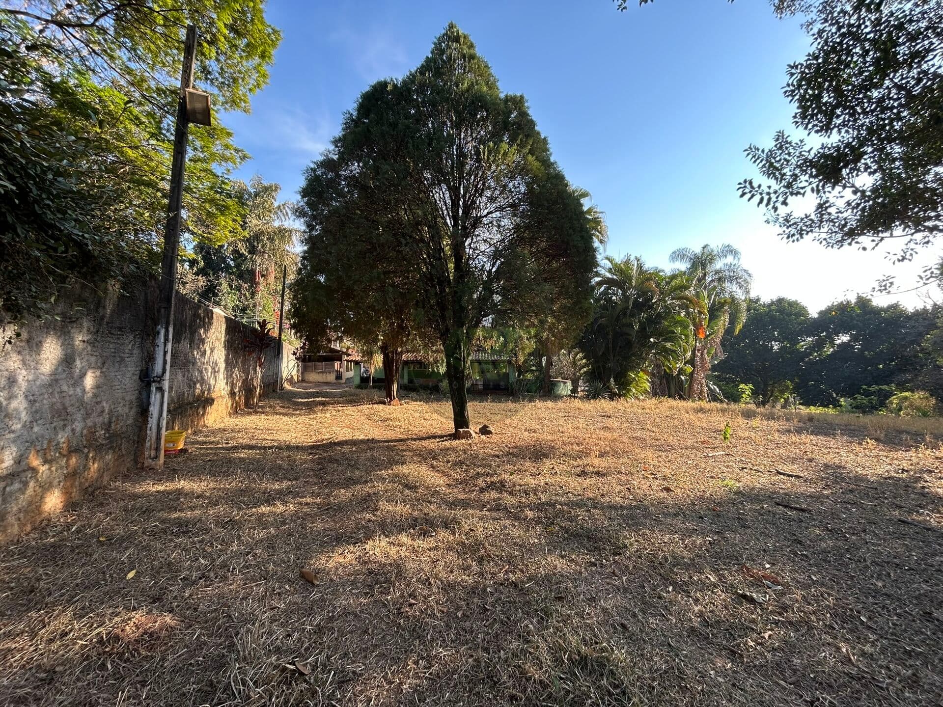 Área Residencial URBANA 12.100 metros