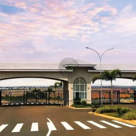 Terrenos em Condomínio a partir de 300 metros