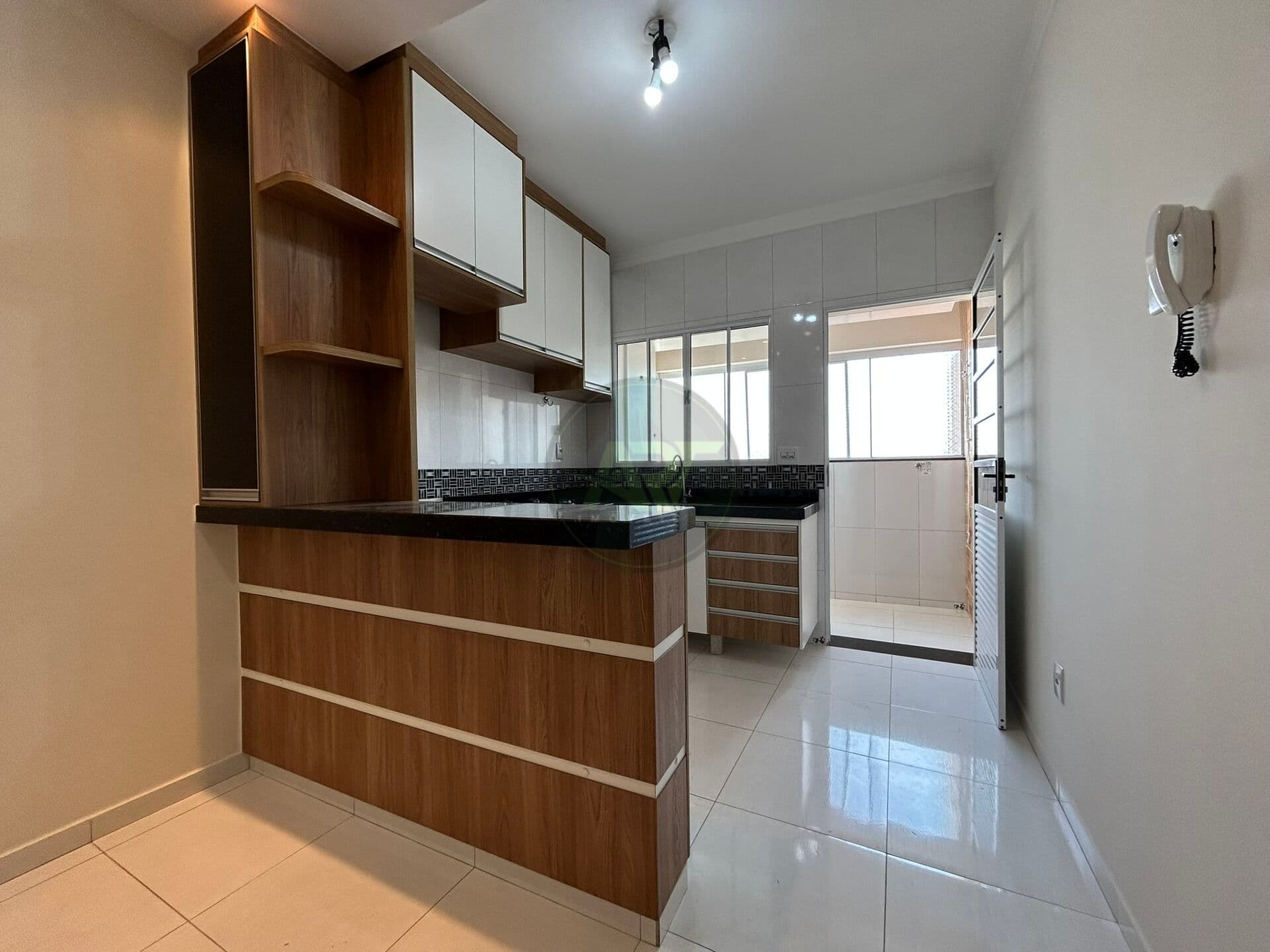 Apartamento 2 Dormitórios, c/ planejados