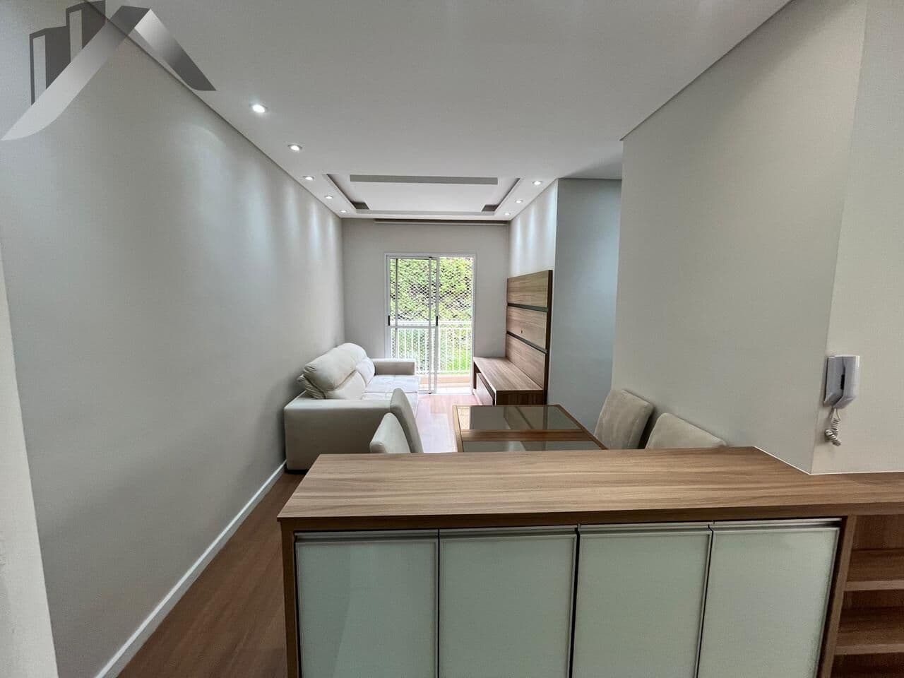 Apartamento térreo 2 Quartos 1 é Suíte Residencial Mobiliado Tingui
