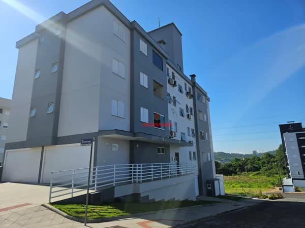 Apartamento em Urussanga - Da Estação