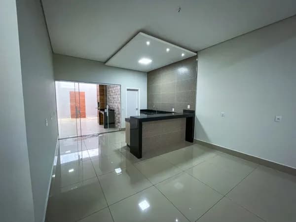 Casa bem localizada no bairro Boa Vista