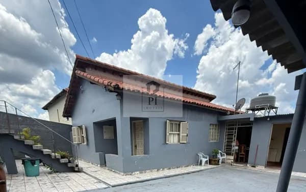 🚩 OPORTUNIDADE PARA INVESTIDORES! - 📍 Localização estratégica: - Rua do Mercado Dia, centro de Itapevi