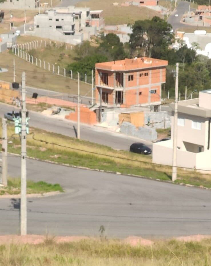 Vende-se Loteamento Vida Bela - Condomínio Fechado