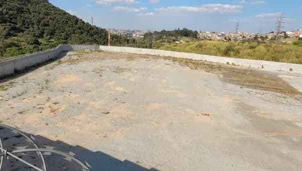 Terreno - ALUGA-SE TERRENO NA RENE BENEDITO SILVA