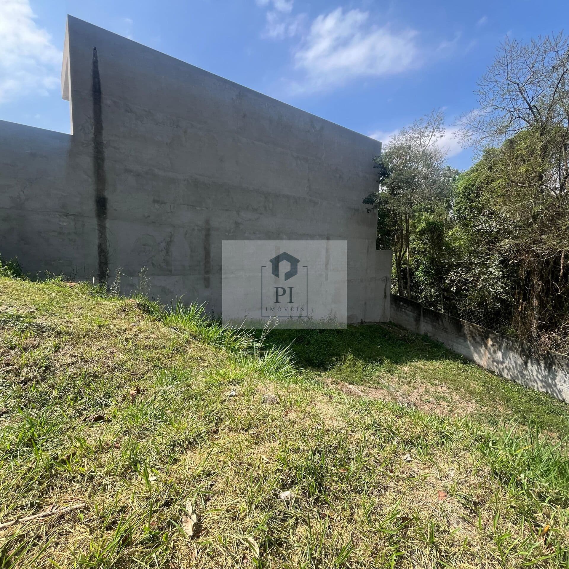 🏠 Venda de Terreno - Pq das Rosas 2