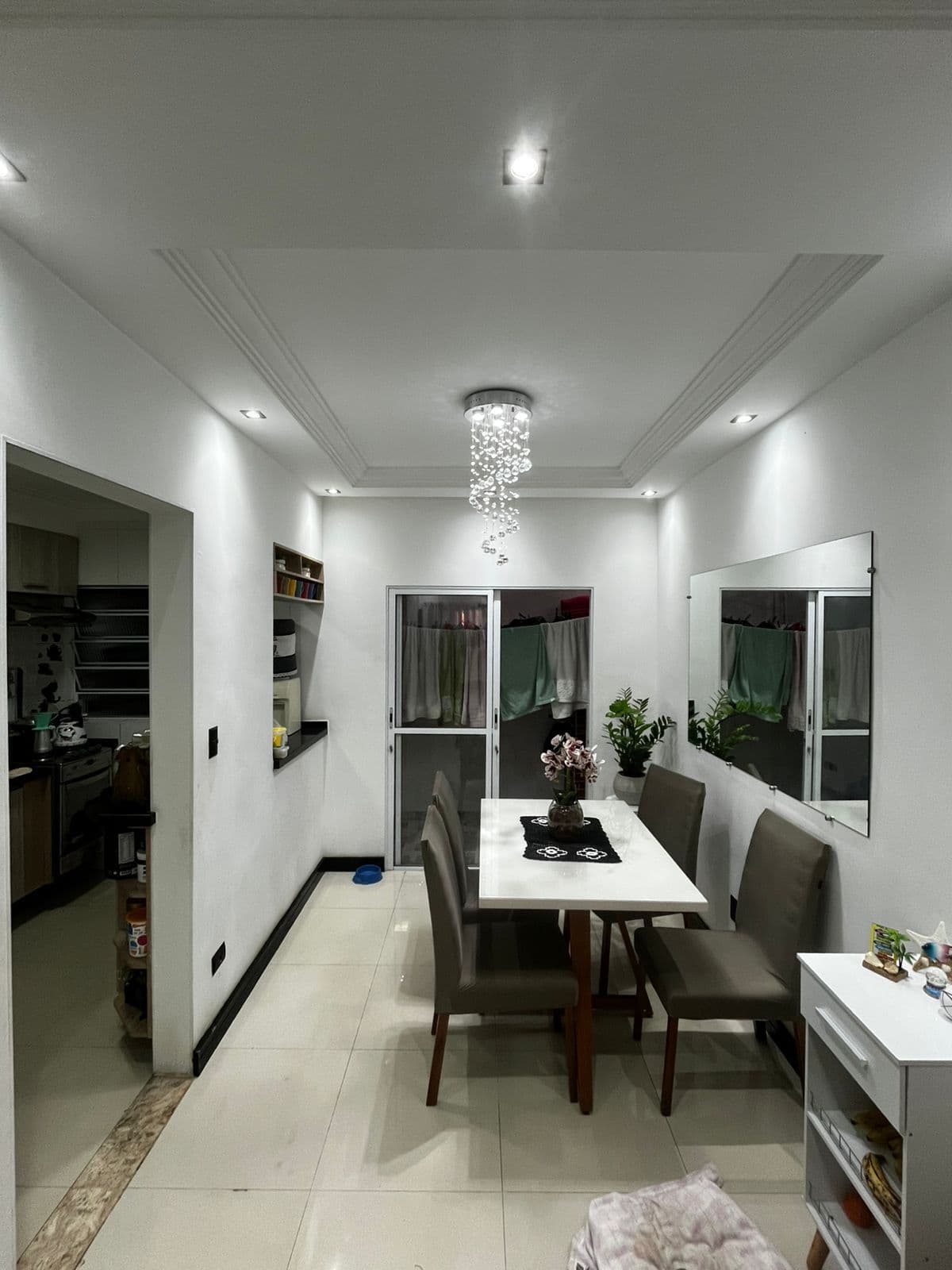 Vende-se Casa Sobrado 02 Dorm no Bairro Sagrado Coração em Jandira, SP!