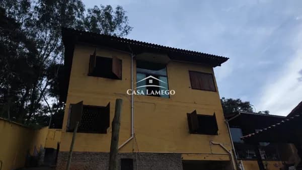 Casa em Nova Lima - Parque Jardim Amanda