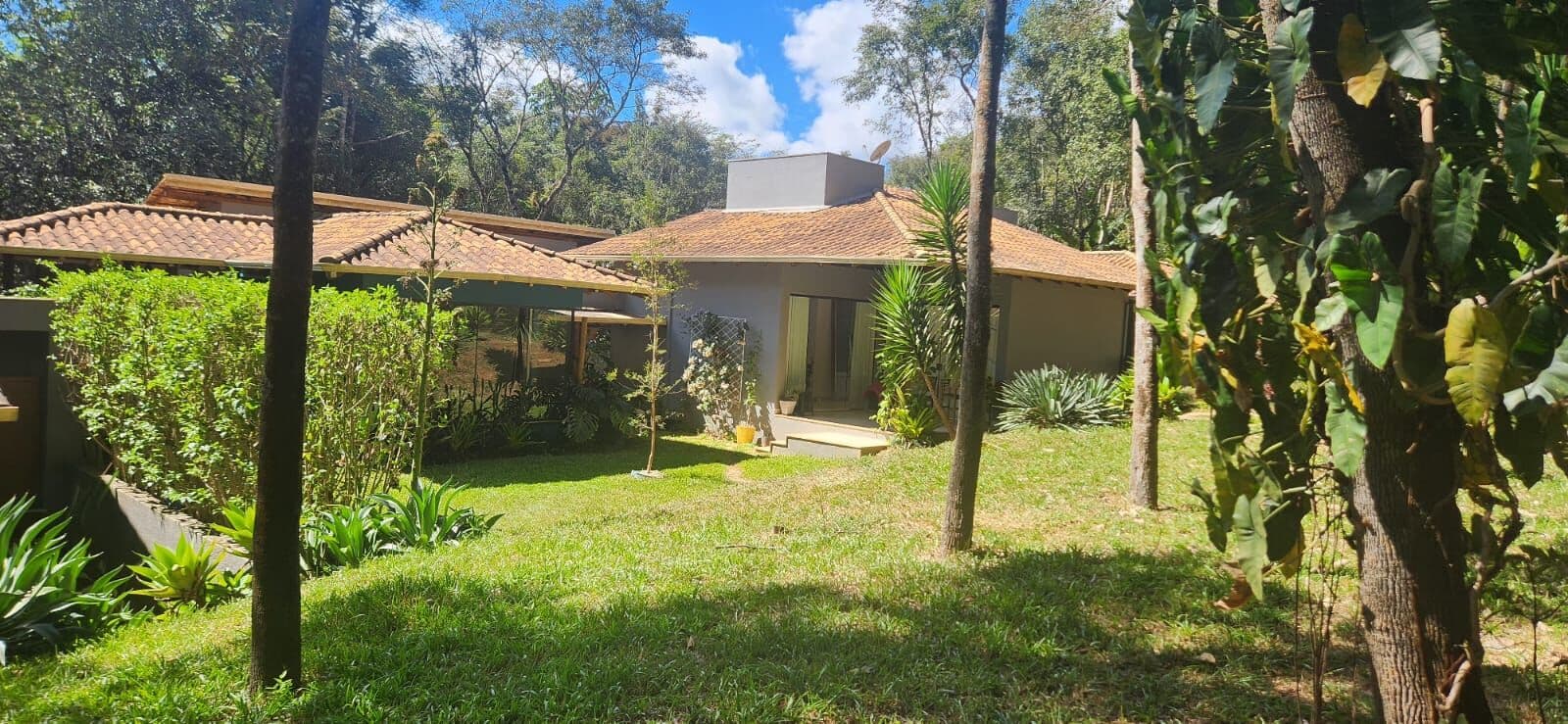 Casa Alto Padrão em São Sebastião das Águas Claras (Macacos), Nova Lima/MG