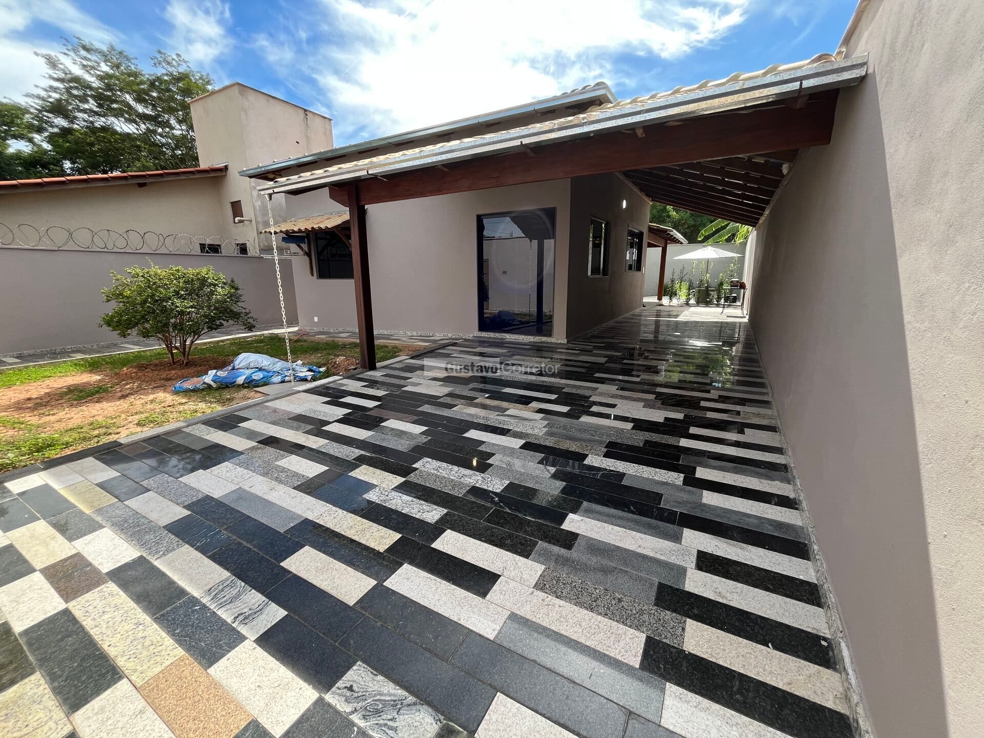 Casa em Granja Glória, Itaúna/MG