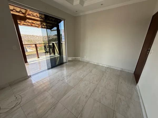 Apartamento em Itaúna - Aeroporto