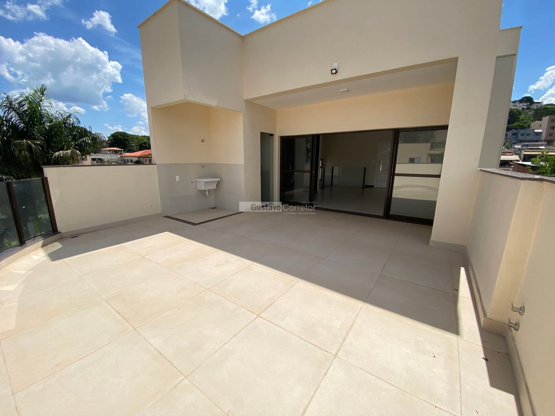 Apartamento com área privativa