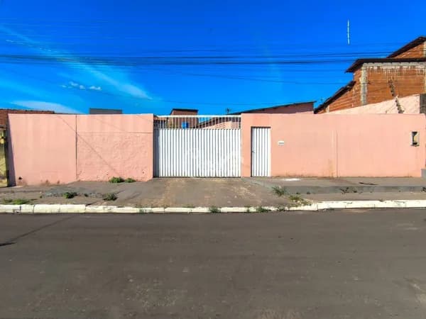 Terreno de 420m² na Vila Lobão.