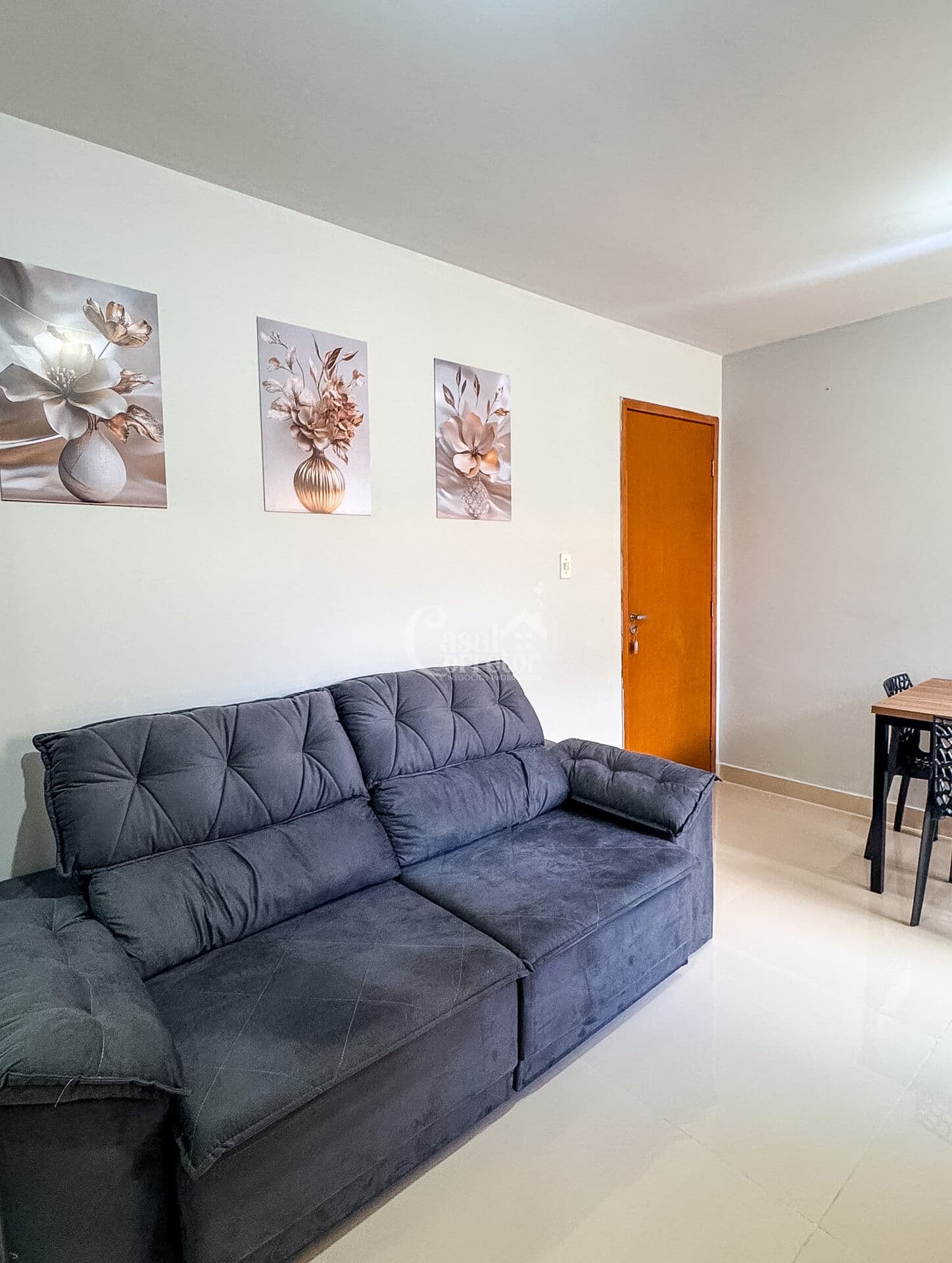 Apartamento Semi-mobiliado