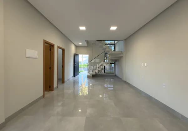Dúplex com 3 suítes em condomínio fechado
