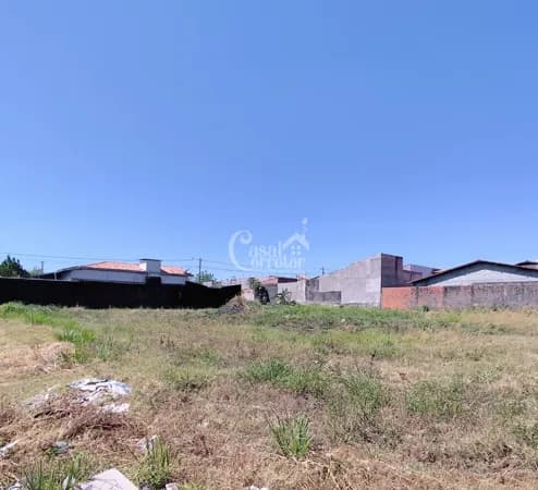 Terreno de 270m² no Jardim das Oliveiras