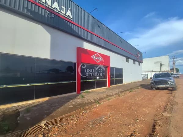 Galpão Comercial de 880m².
