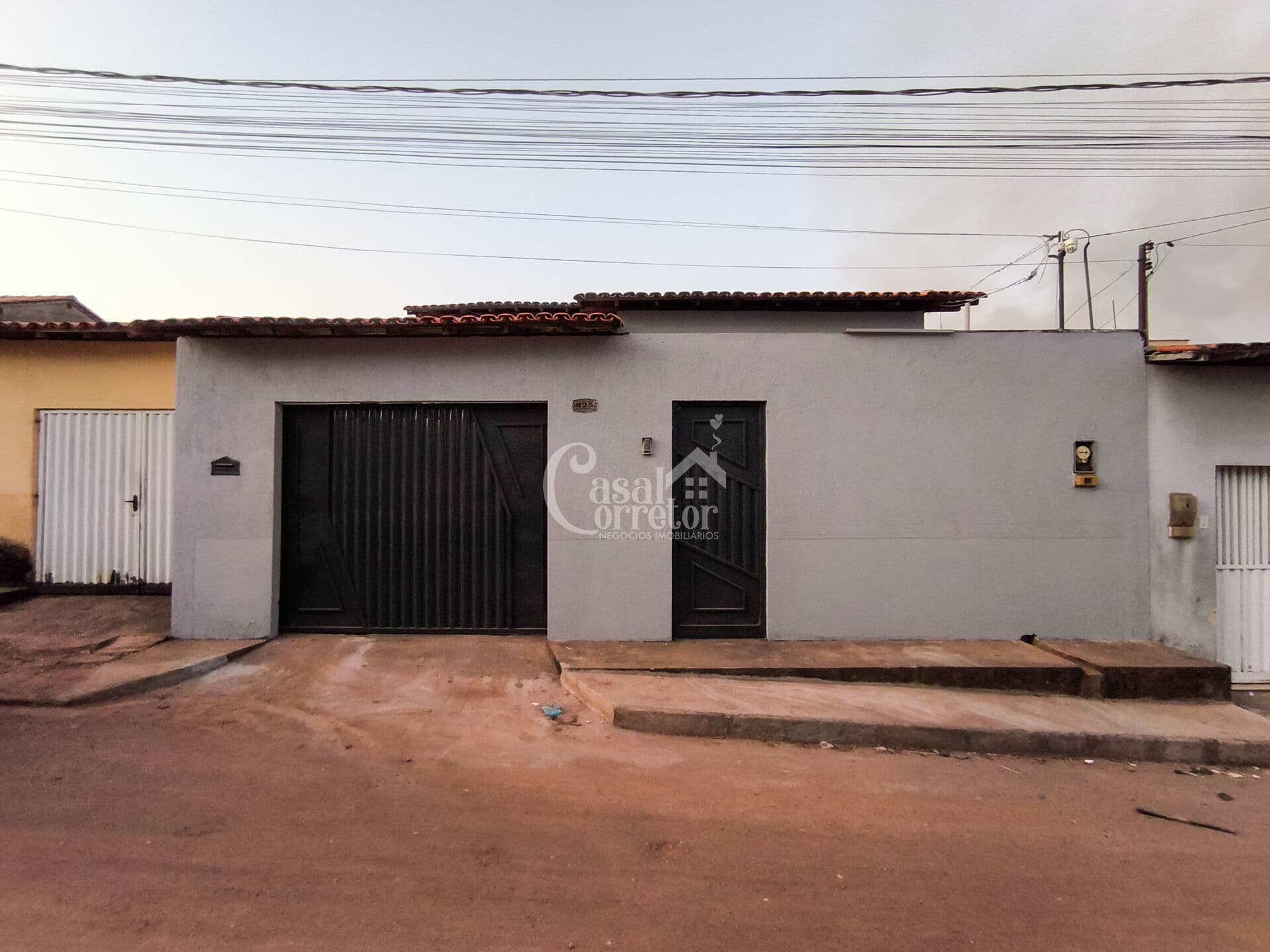 Casa de 2 quartos sendo 1 suíte na bairro Planalto