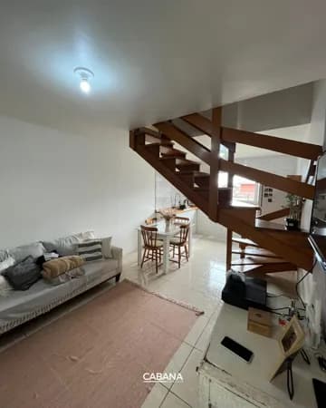 SB547 - Sobrado triplex semimobiliado