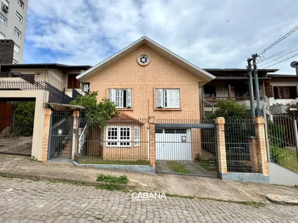 CS588 - Casa mista semimobiliada no bairro Rio Branco