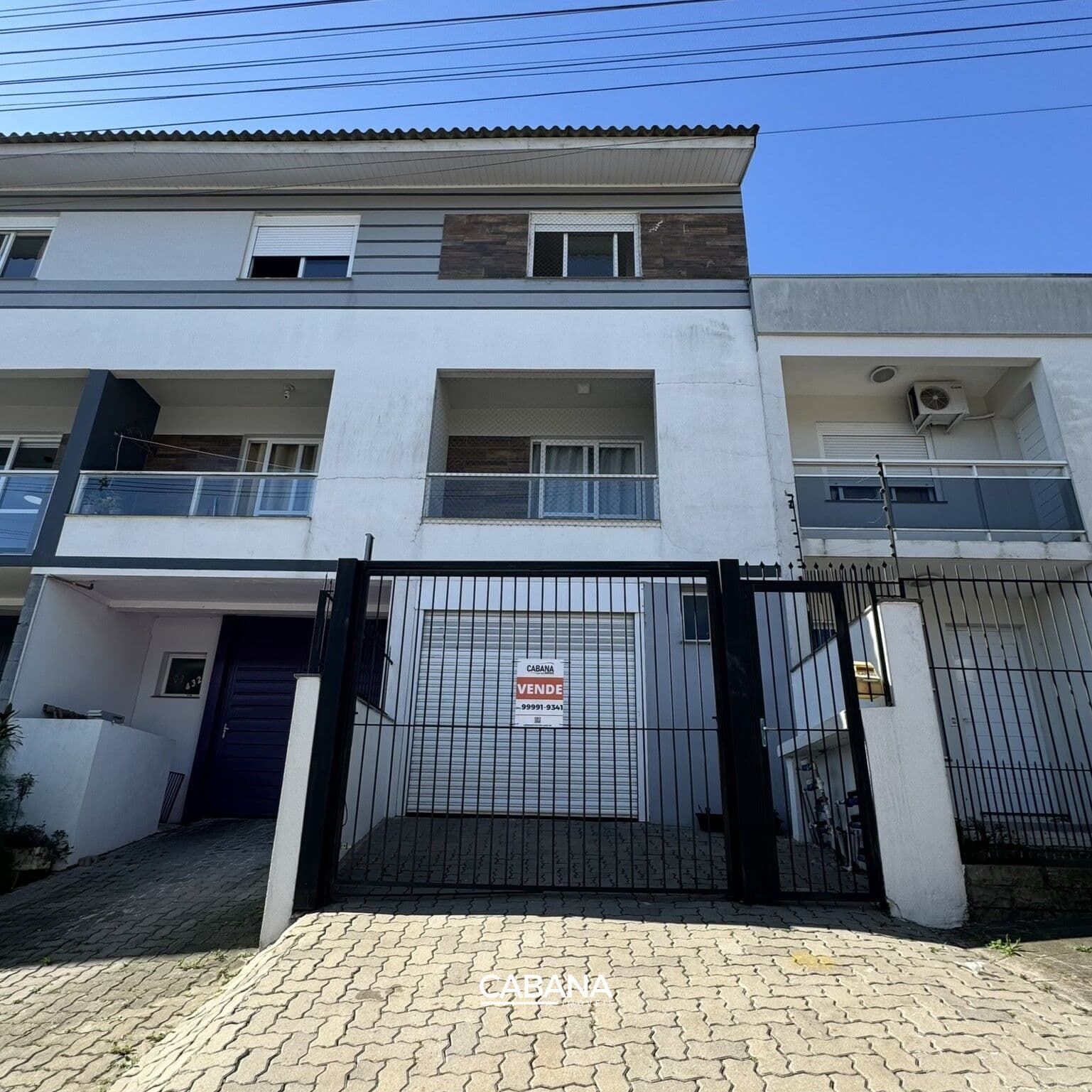 SB543 - Sobrado com entrada individual