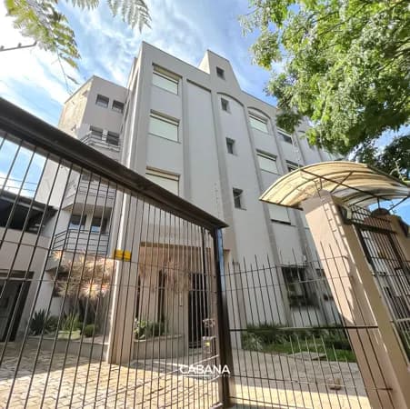 Apartamento semimobiliado