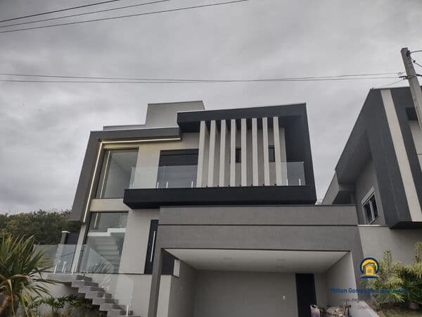 Casa de Condomínio em São José dos Campos - Loteamento Verana