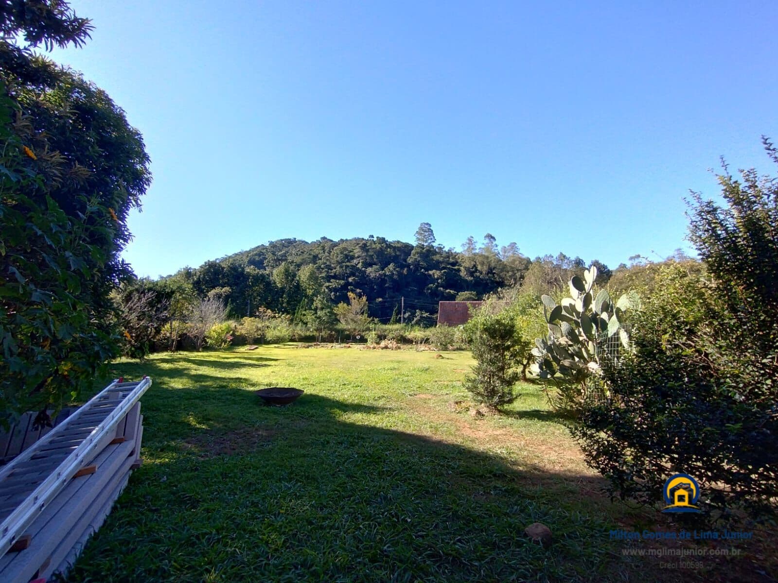 Lote/Terreno em Santo Antônio do Pinhal - Centro