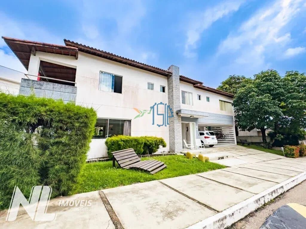 Casa em Condomínio/ condomínio padre monte