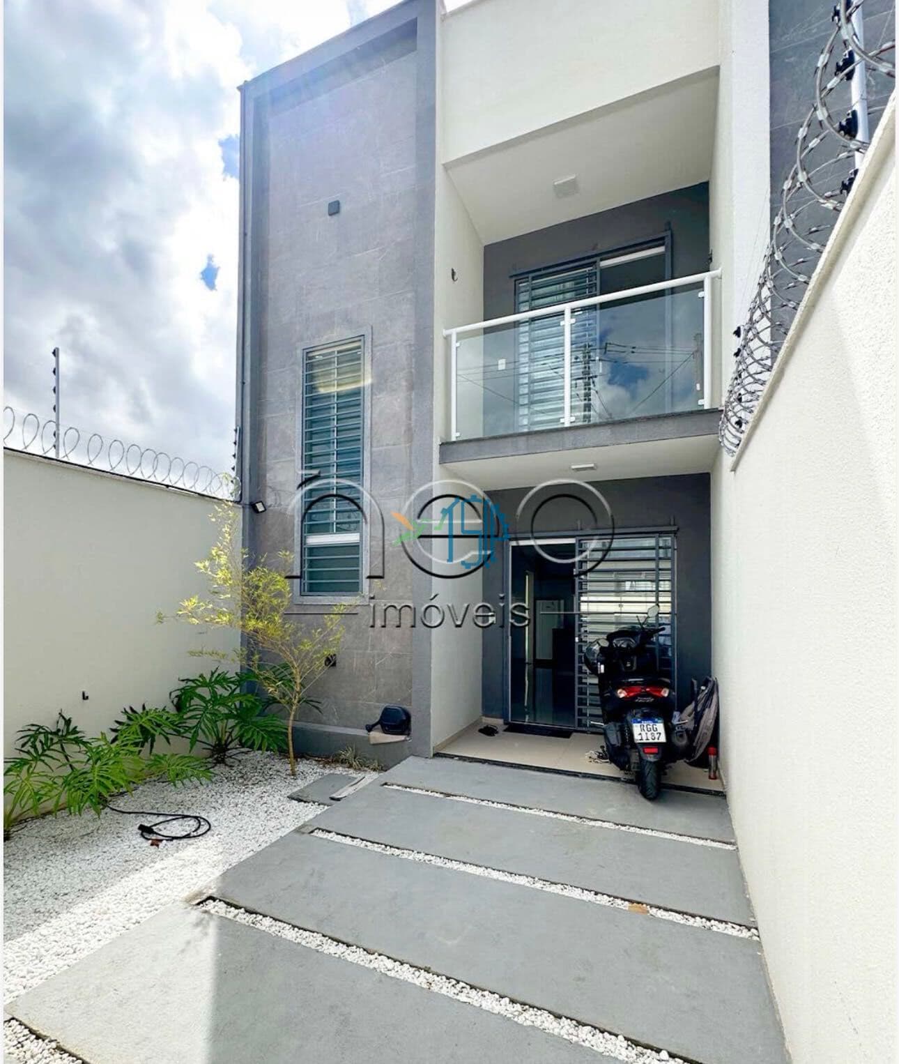 Casa Duplex/ Belíssimos dúplex em Nova Esperança.