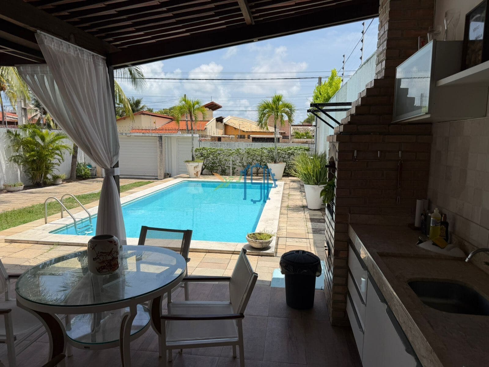 Casa Padrão/ casa a venda em capim macio