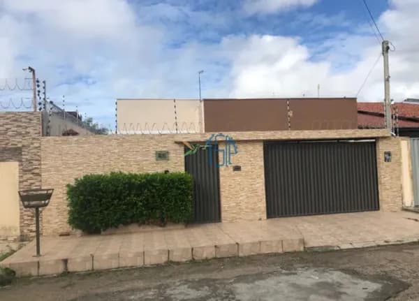 Casa Padrão/ Casa a venda/ Casa a venda em Cajupiranga/