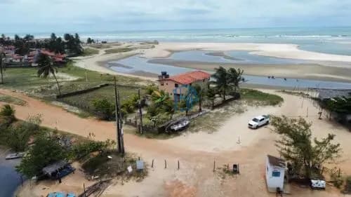 OPORTUNIDADE CASA DE PRAIA EM GENIPABU / CASA DE FRENTE A PRAIA EM GENIPABU