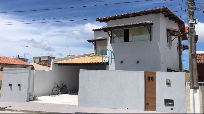 Casa Duplex / Casa de Condomínio Fechado em Parnamirim / Duplex / Casa Padrão em Parnamirim / Casa no Condomínio Gardesn 1