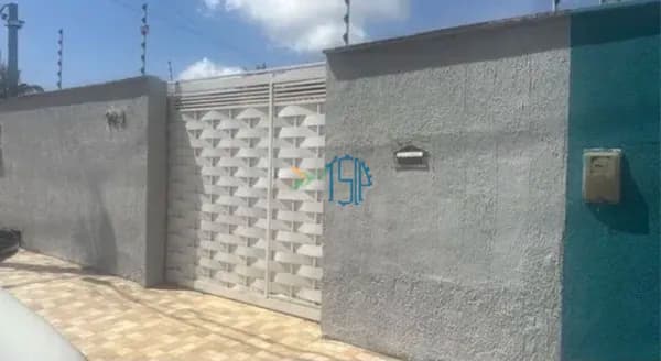 Casa Padrão/ Casa com Mobília em Extremoz - RN / Casa em rua Pública / Casa na Zona Norte De Natal