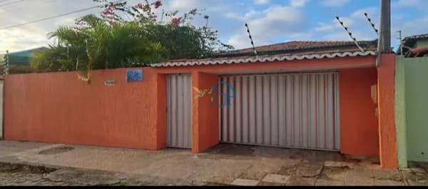 Casa Padrão / Casa em Natal / Casa em Rua pública / Casa em Natal no Bairro Lagoa Nova