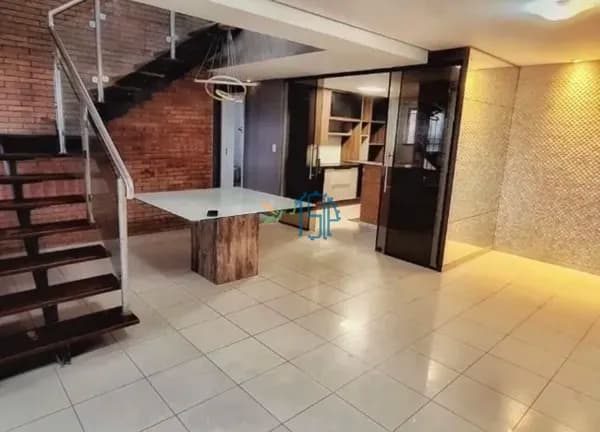 Apartamento Padrão/Linda Cobertura duplex a venda no Edifício Polaris, no Bairro Barro Vermelho,