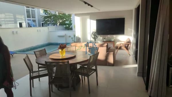 Casa Duplex/Vendo ótima casa duplex no condomínio Flora Boulevard (Ponta Negra)/ casa em Natal / ALTO PADRÃO
