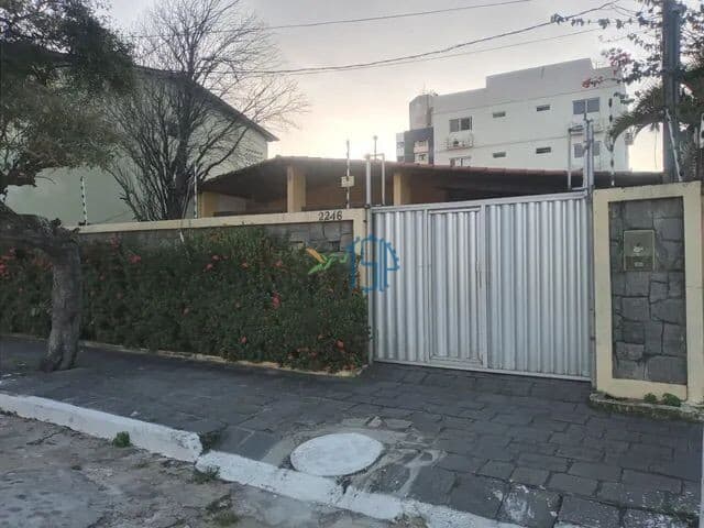 Casa Padrão/Casa em Ponta Negra/ Casa a venda em Ponta Negra/Casa a venda em Natal/