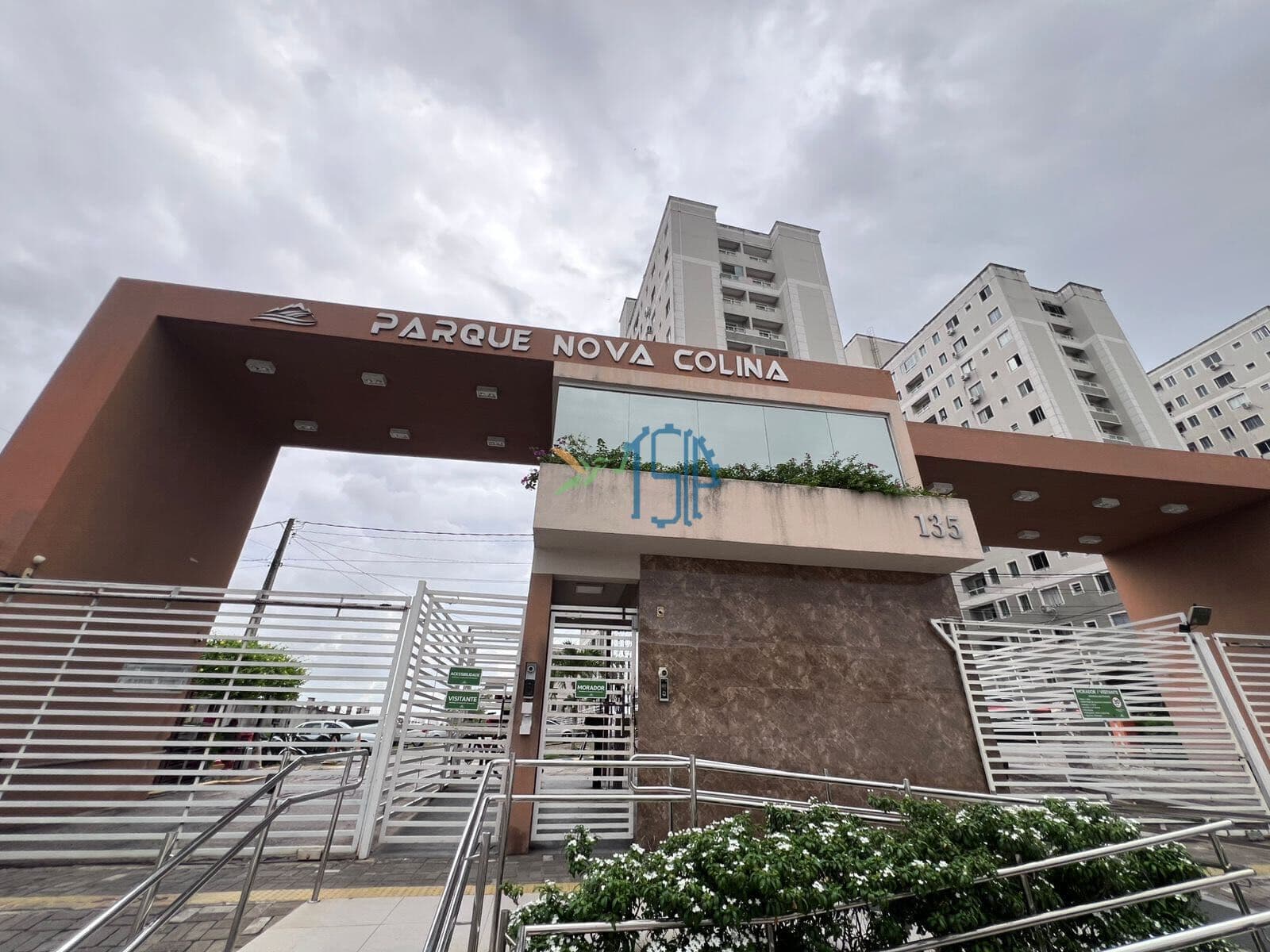 Apartamento em Parnamirim - Emaús