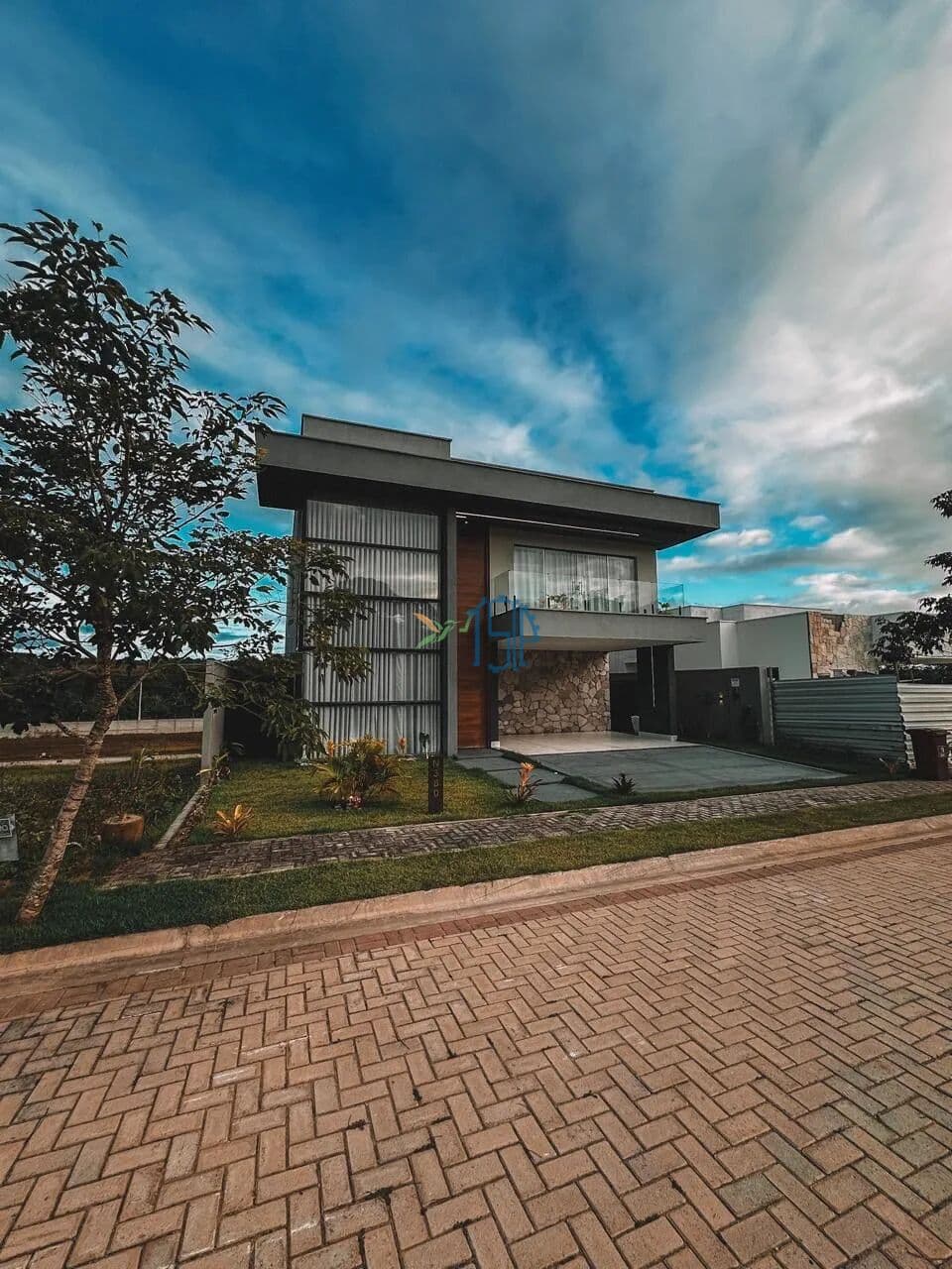 OPORTUNIDADE / CASA DUPLEX EM PARNAMIRIM / CASA EM CONDOMÍNIO FECHADO/ CASA DUPLEX ALTO PADRÃO EM PARNAMIRIM